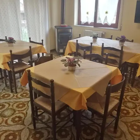La Giara 3* Николози